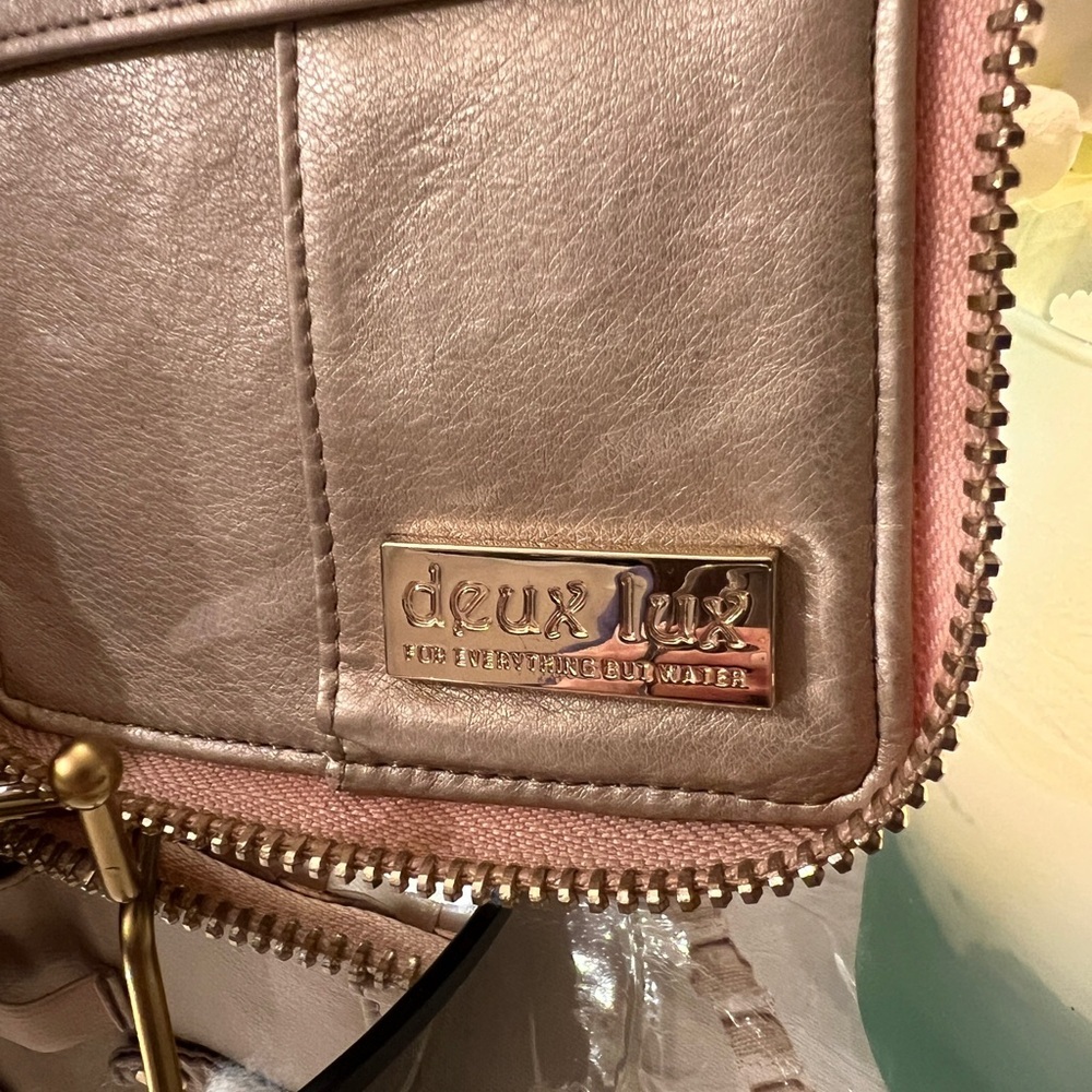 Deux Lux Metallic Woven Leather Wallet Clutch - Picture 5 of 9